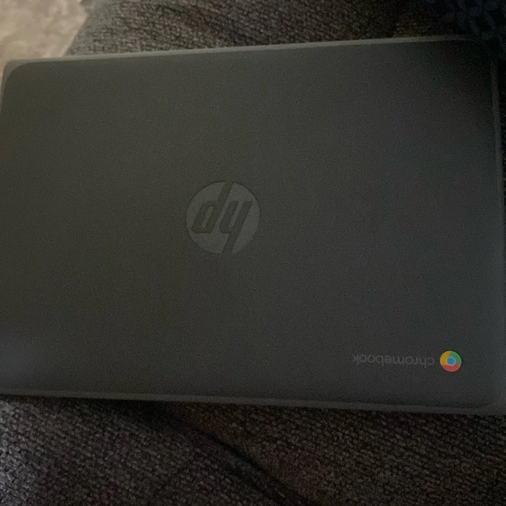 Black Chromebook